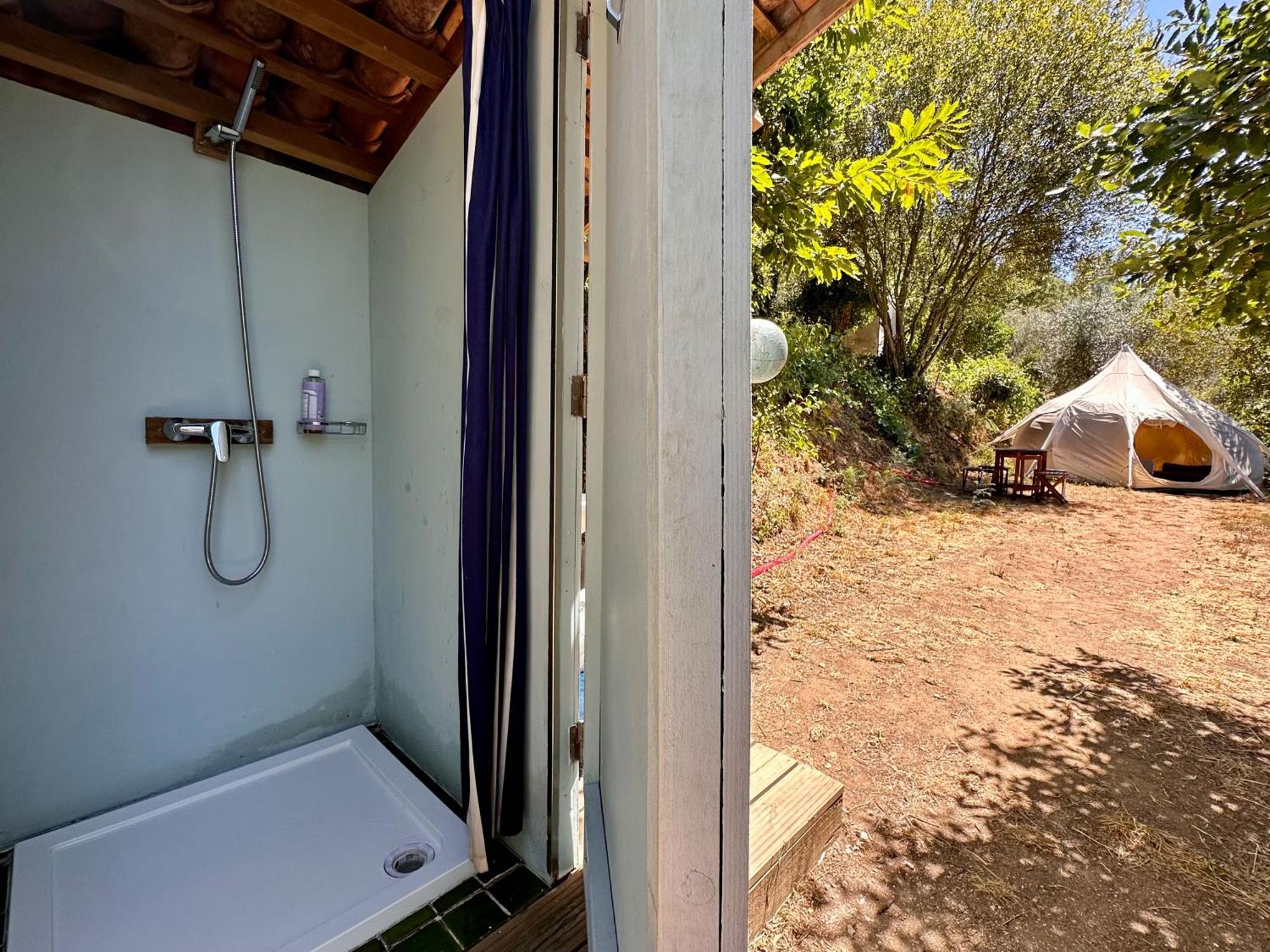 Glamping Do Ze Hotel Cernache do Bonjardim Bagian luar foto